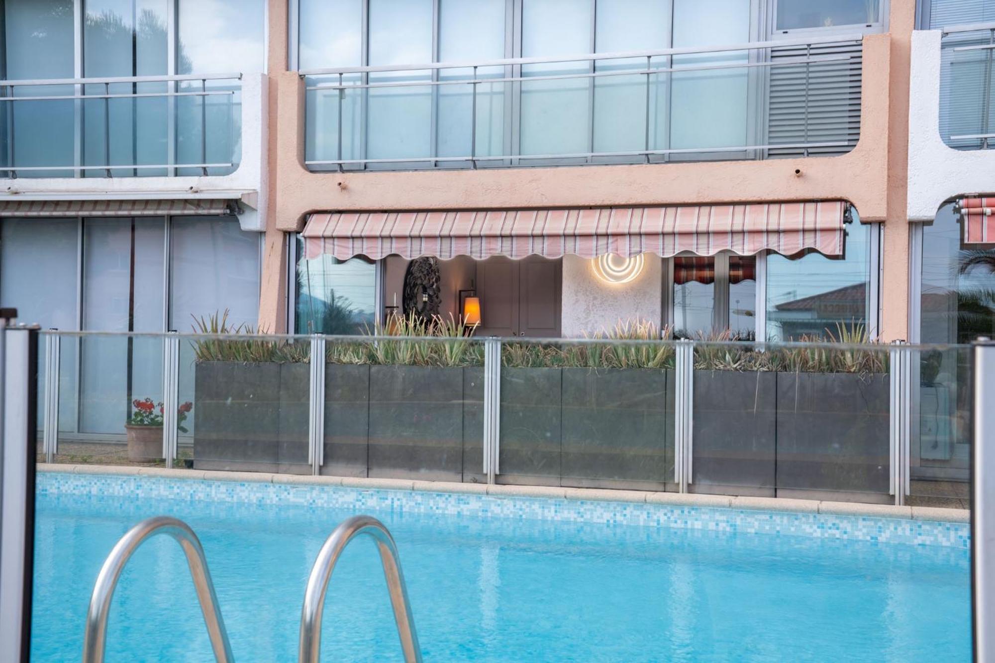 Apartment - Avec Terrasse, Vue, Mer, Piscine, Plage, Garage Cannes